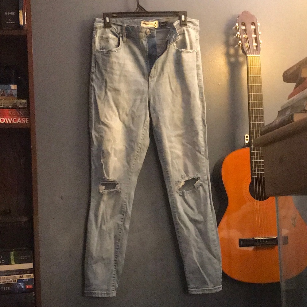 Trendy Light Blue Ripped mom jeans